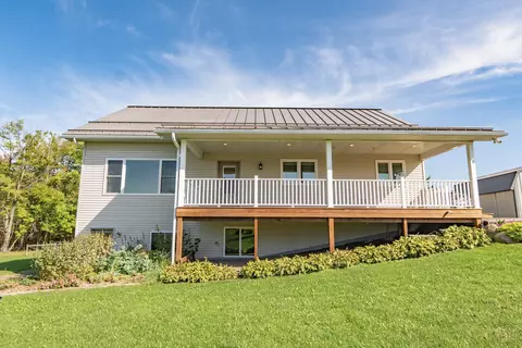 241474 Bungaloo Rd, Athens, WI 54411