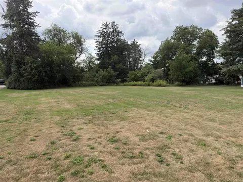 2251 W Grand Ave, Wisconsin Rapids, WI 54495