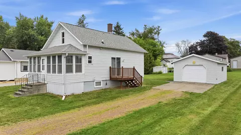 332 Maple St, Granton, WI 54436