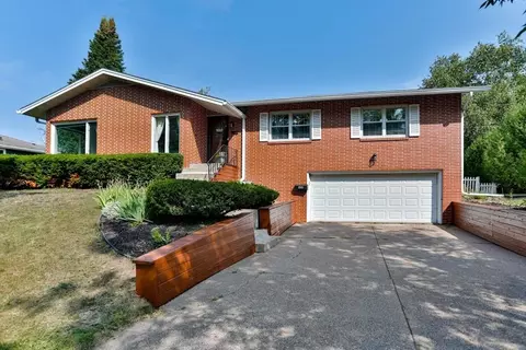 908 Greenhill Dr, Wausau, WI 54401