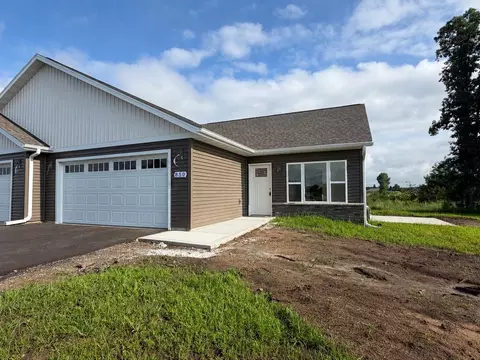 850 Morning Star Ln, Plover, WI 54467