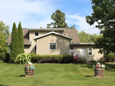 Exterior - 105 N 3rd St, Colby, WI 54421 photo 2 of 10