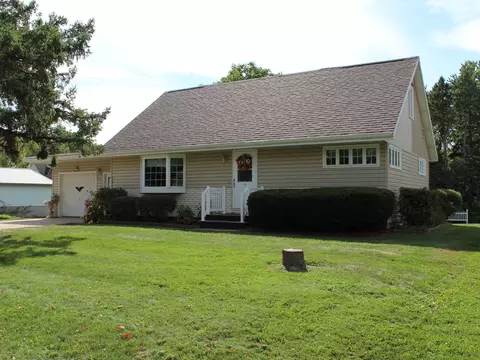 Exterior - 105 N 3rd St, Colby, WI 54421 photo 4 of 10
