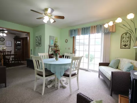 Dining - 105 N 3rd St, Colby, WI 54421 photo 4 of 8