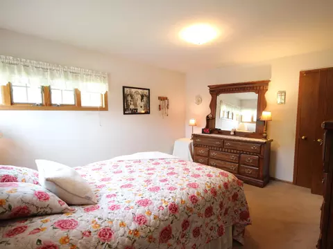 Bedroom - 105 N 3rd St, Colby, WI 54421 photo 4 of 12