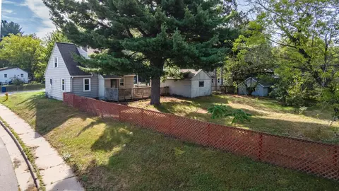 Exterior - 5010 Pine St, Schofield, WI 54476 photo 3 of 13