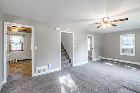 Living - 5010 Pine St, Schofield, WI 54476 photo 4 of 4
