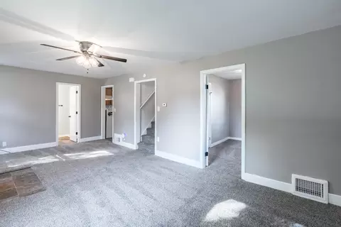 Living - 5010 Pine St, Schofield, WI 54476 photo 2 of 4