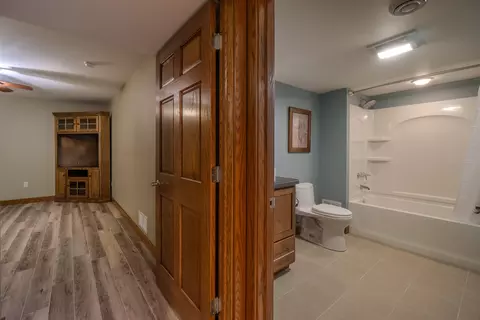 Bath - 6807 N Apache Ln, Weston, WI 54476 photo 4 of 5