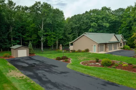 Exterior - 6807 N Apache Ln, Weston, WI 54476 photo 7 of 7
