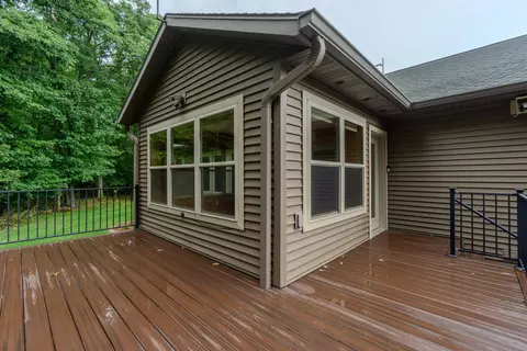 Exterior - 6807 N Apache Ln, Weston, WI 54476 photo 3 of 7