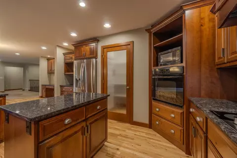 Kitchen - 6807 N Apache Ln, Weston, WI 54476 photo 5 of 7