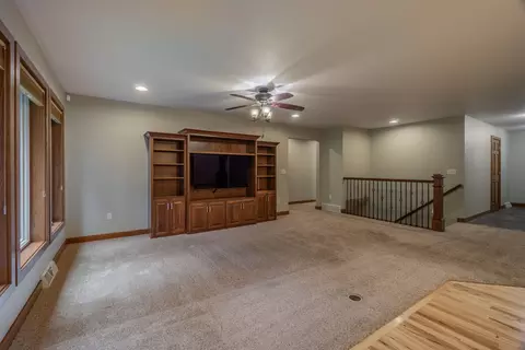 Living - 6807 N Apache Ln, Weston, WI 54476 photo 2 of 8