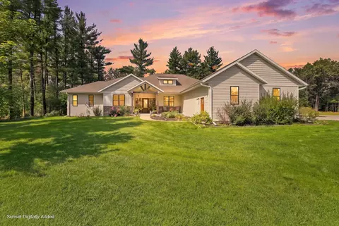 4910 Pinecone Ct, Wisconsin Rapids, WI 54494