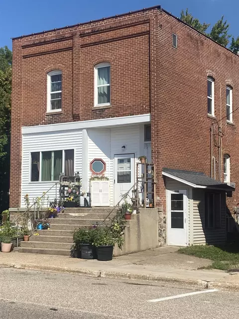 126 Wilson St, Amherst, WI 54406