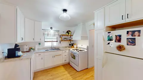 Kitchen - 207 Edison St, Marshfield, WI 54449 photo 2 of 4