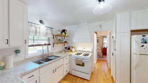 Kitchen - 207 Edison St, Marshfield, WI 54449 photo 3 of 4