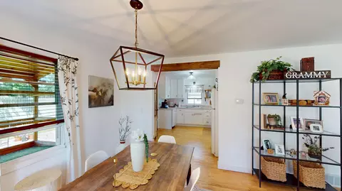 Dining - 207 Edison St, Marshfield, WI 54449 photo 2 of 4