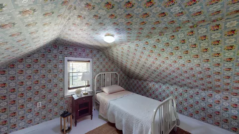 Bedroom - 207 Edison St, Marshfield, WI 54449 photo 4 of 5