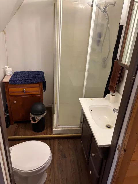 Bath - 674 Beebe St, Phillips, WI 54555 photo 2 of 2