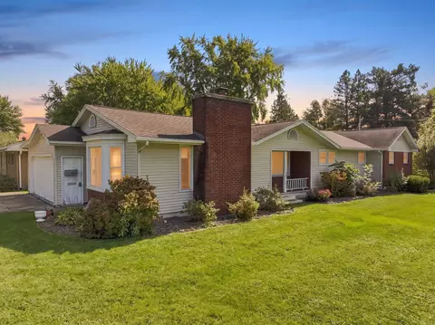 601 S Maryknoll Ave, Marshfield, WI 54449