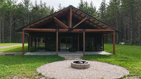 Exterior - 8135 Robin Rd, Marshfield, WI 54449 photo 2 of 7