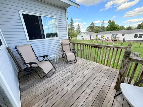 Exterior - 917 Maple St, Prentice, WI 54556 photo 6 of 12
