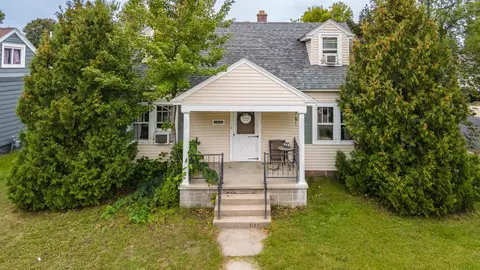924 N 4th Ave, Wausau, WI 54401