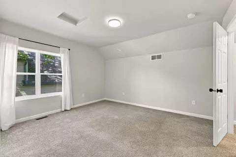 Bedroom - 120 William St, Schofield, WI 54476 photo 8 of 9