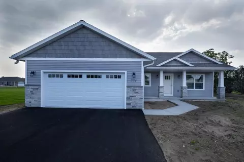 5712 Quartz Trail Rd, Weston, WI 54476