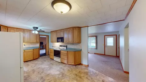 Kitchen - 216489 State Highway 13, Unity, WI 54488 photo 6 of 6