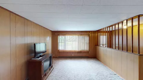 Living - 216489 State Highway 13, Unity, WI 54488 photo 2 of 10