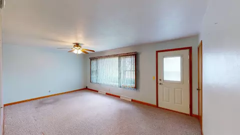 Living - 216489 State Highway 13, Unity, WI 54488 photo 5 of 10