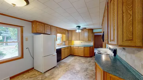 Kitchen - 216489 State Highway 13, Unity, WI 54488 photo 5 of 6
