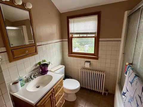 Bath - 141 Forest Ave, Phillips, WI 54555 photo 3 of 3