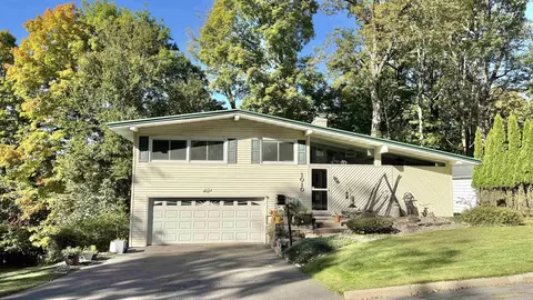 1010 Bird St, Wausau, WI 54403