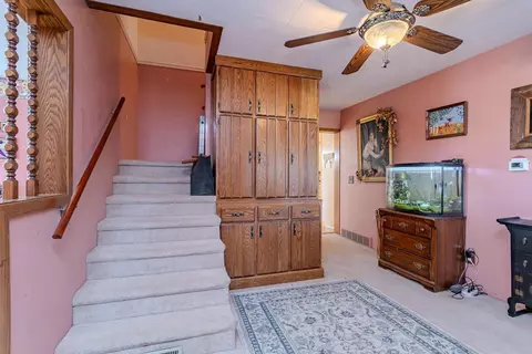 Entry Way - 113784 Elm Tree Rd, Marshfield, WI 54449 photo 2 of 5