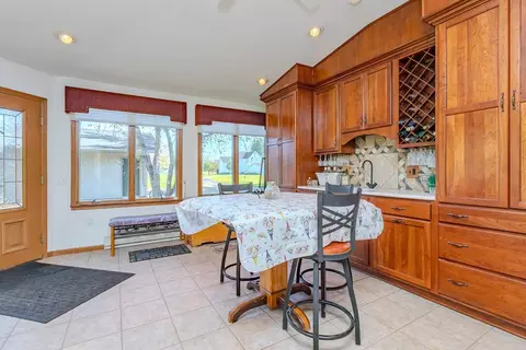 Kitchen - 113784 Elm Tree Rd, Marshfield, WI 54449 photo 6 of 7
