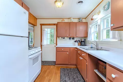 Kitchen - w5426 Bohnert Road, Tomahawk, WI 54487 photo 1 of 3