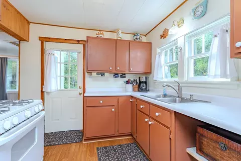 Kitchen - w5426 Bohnert Road, Tomahawk, WI 54487 photo 2 of 3