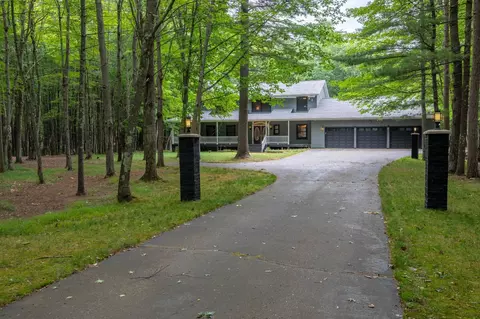 9260 Timberline Dr, Minocqua, WI 54548