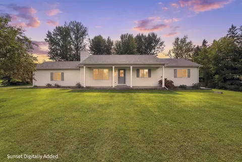 927 Bay View Dr, Mosinee, WI 54455