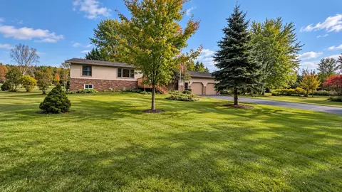 230331 Colonial Rd, Wausau, WI 54403