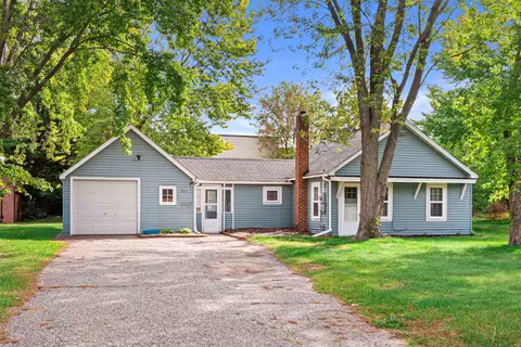 2211 6th St S, Wisconsin Rapids, WI 54494