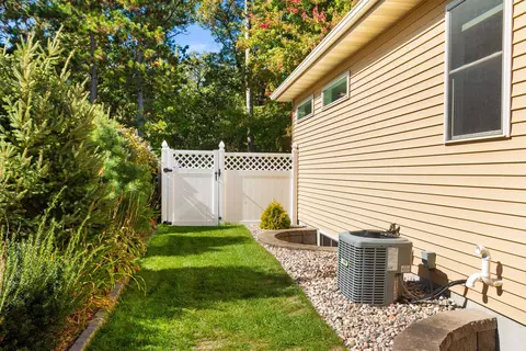 Exterior - 1700 Schiller Dr, Stevens Point, WI 54481 photo 5 of 6