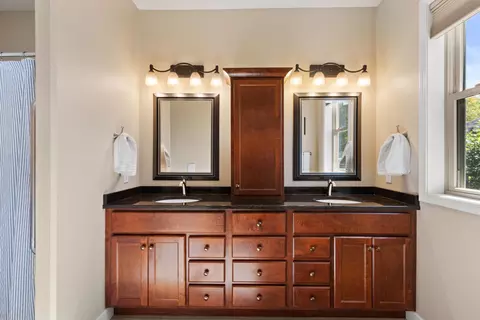 Bath - 1700 Schiller Dr, Stevens Point, WI 54481 photo 2 of 4