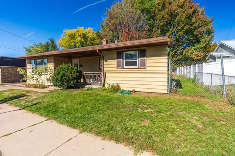 1500 W Thomas St, Wausau, WI 54401