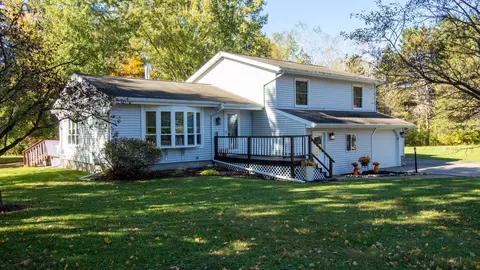 223111 Woodsmoke Rd, Wausau, WI 54401