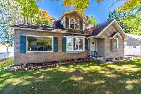 909 S 21st Ave, Wausau, WI 54401