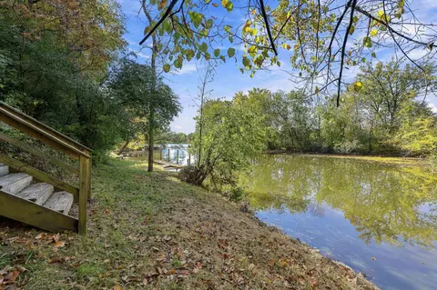 10767 Sandy Spring Dr, Nekoosa, WI 54457